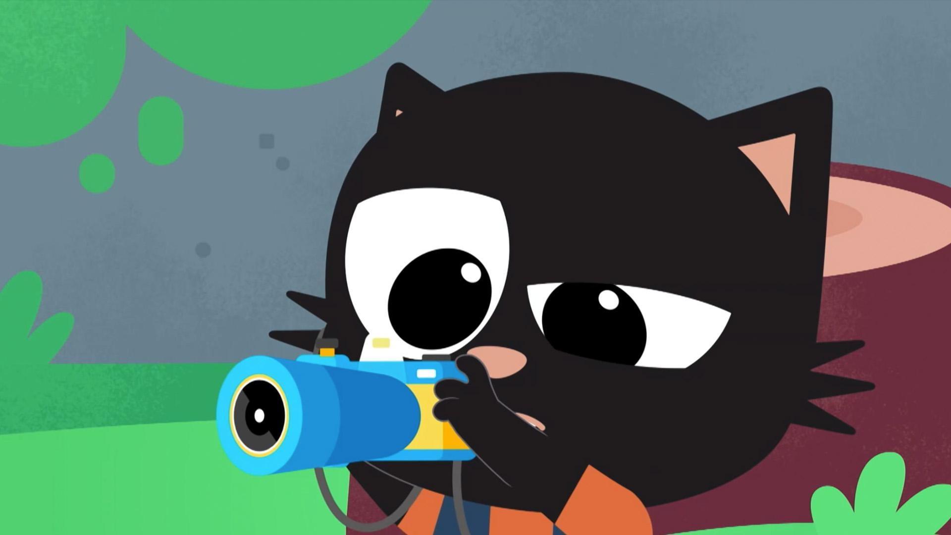 Milo, Lofty and Lark help flamboyant photographer Vincent Verona create his new exhibition.