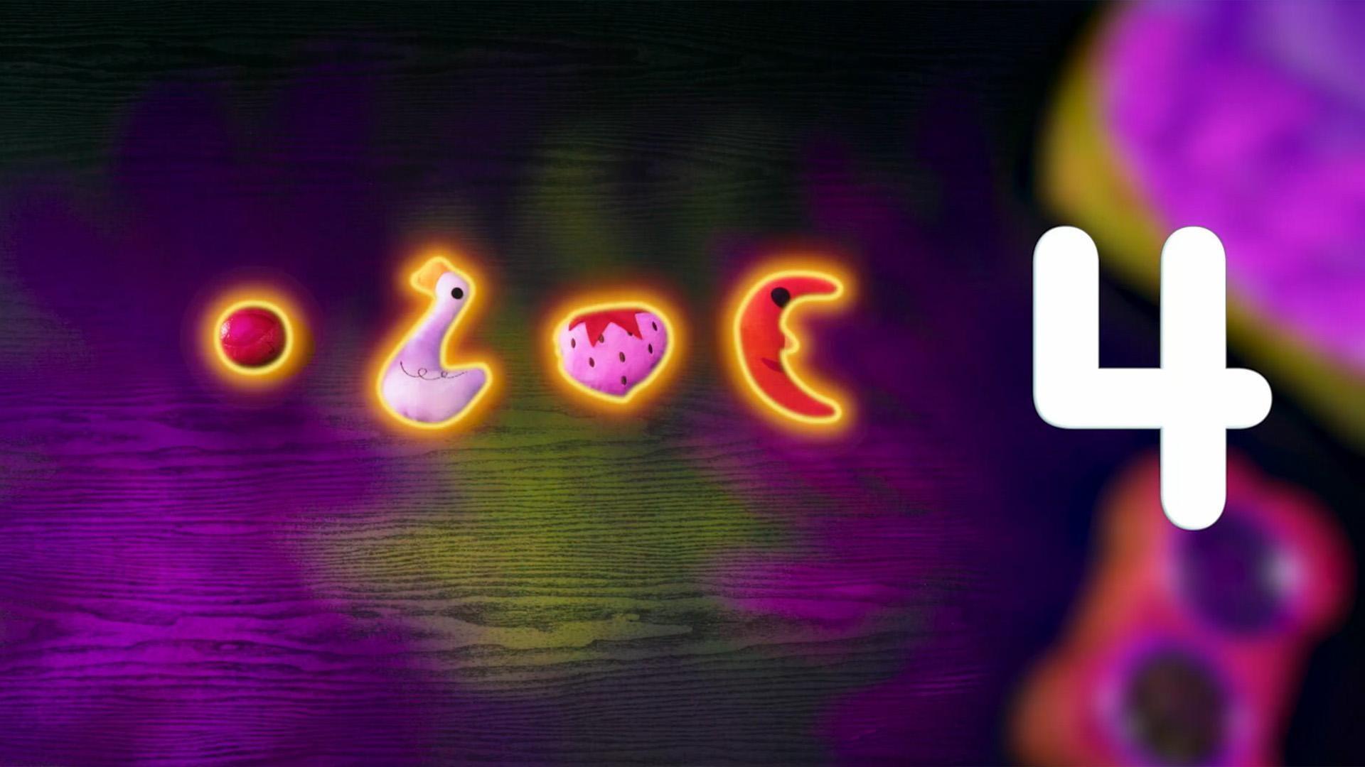 What's the number of the day? Let's count to 4!